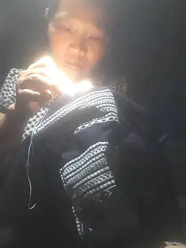 Snapshot of bree-zz chatting on October 2025 04:09:01 AM bree-zz online show from October 2025 04:09:01 AM