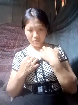 bree-zz online show from April 2026 05:49:01 AM