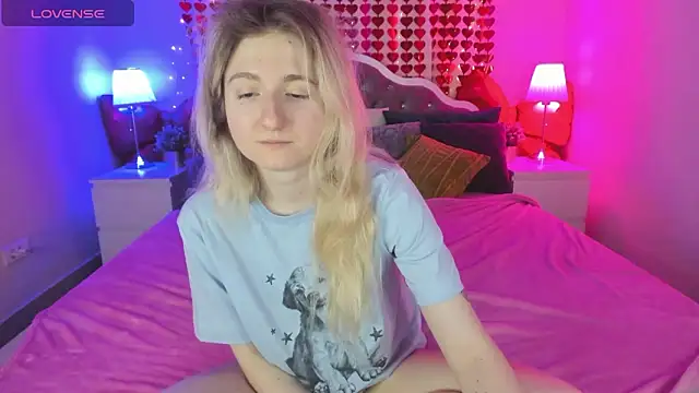 CamillaDreamer online show from February 2026 09:24:02 PM