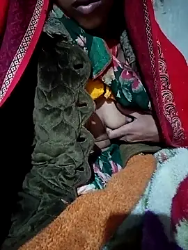 Lona2525 online show from December 2025 07:10:01 PM