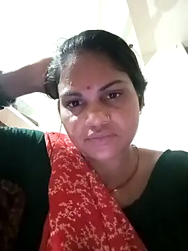 Snapshot of SHMA-77 chatting on November 2025 06:21:01 PM SHMA-77 online show from November 2025 06:21:01 PM