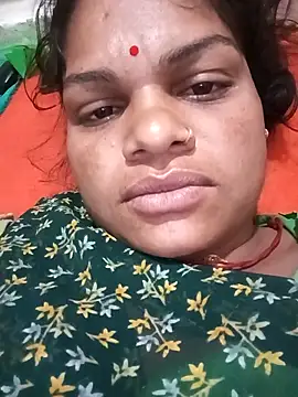 Snapshot of SHMA-77 chatting on November 2025 12:10:02 AM SHMA-77 online show from November 2025 12:10:02 AM