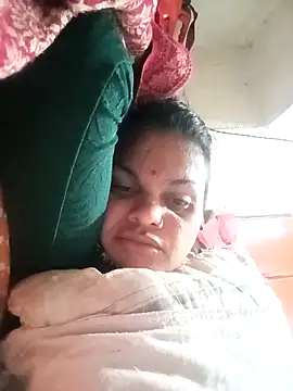 Snapshot of SHMA-77 chatting on November 2025 07:57:01 PM SHMA-77 online show from November 2025 07:57:01 PM
