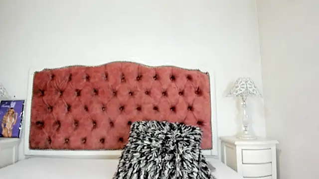 Snapshot of hannarose1208 chatting on December 2025 01:09:02 PM hannarose1208 online show from December 2025 01:09:02 PM