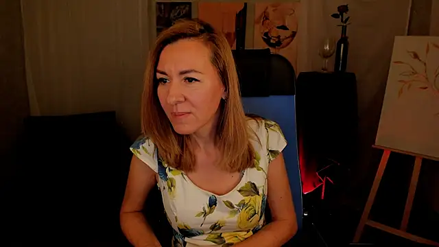 Snapshot of DonnaSmitth chatting on November 2025 03:34:02 PM DonnaSmitth online show from November 2025 03:34:02 PM