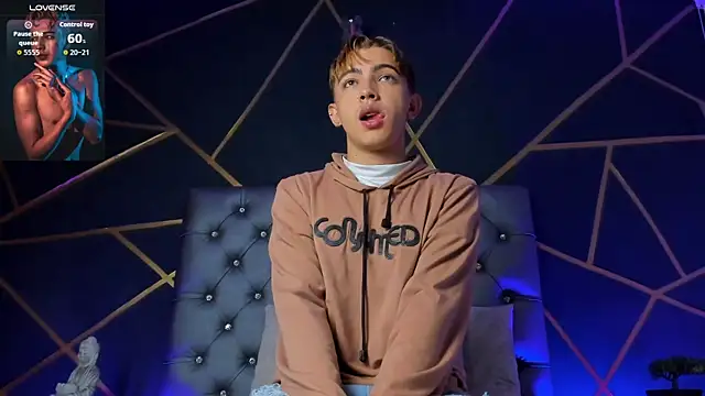 Lian Miller1  online show from January 2026 12:31:02 PM