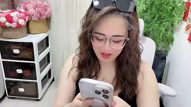 NEWONETO online show from July 2026 01:25:01 PM