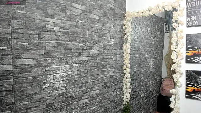 Snapshot of valery__star chatting on October 2025 01:42:02 PM valery star online show from October 2025 01:42:02 PM