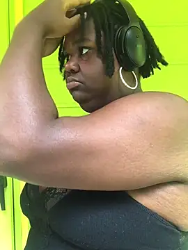 Snapshot of GoddessMiyaa chatting on October 2025 04:06:02 PM GoddessMiyaa online show from October 2025 04:06:02 PM