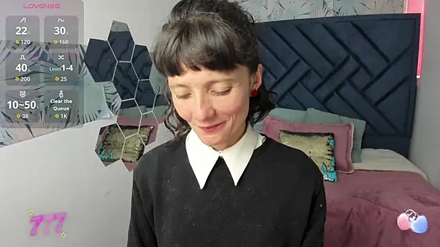 Valery More   online show from March 2026 01:15:02 PM