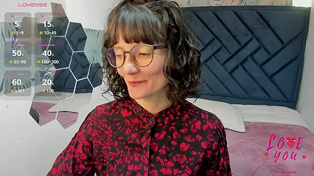 Valery More   online show from June 2026 01:17:02 PM