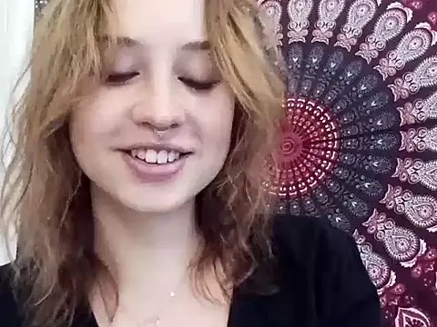 AdalynKiss online show from October 2025 05:28:01 AM