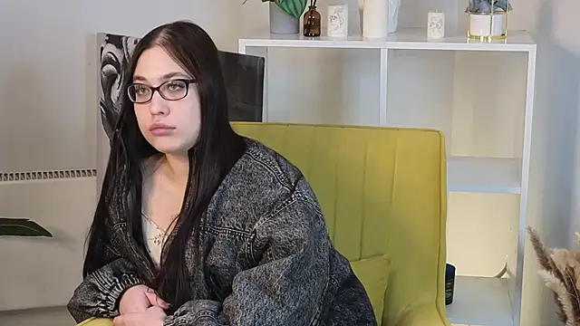 KaylaOzog online show from September 2025 10:42:02 AM