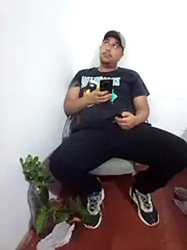 Snapshot of Tequilamaster chatting on November 2025 12:33:01 PM Tequilamaster online show from November 2025 12:33:01 PM