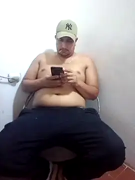 Snapshot of Tequilamaster chatting on December 2025 02:30:01 AM Tequilamaster online show from December 2025 02:30:01 AM