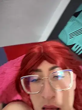 Snapshot of NICOLLE__12 chatting on October 2025 09:37:01 PM NICOLLE 12 online show from October 2025 09:37:01 PM