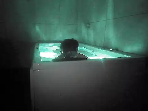 Snapshot of Horny_MALLU_6 chatting on January 2025 08:28:02 PM Horny MALLU 6 online show from January 2025 08:28:02 PM