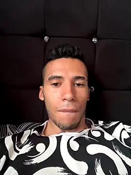 wiland hot23 online show from October 2025 04:07:02 PM