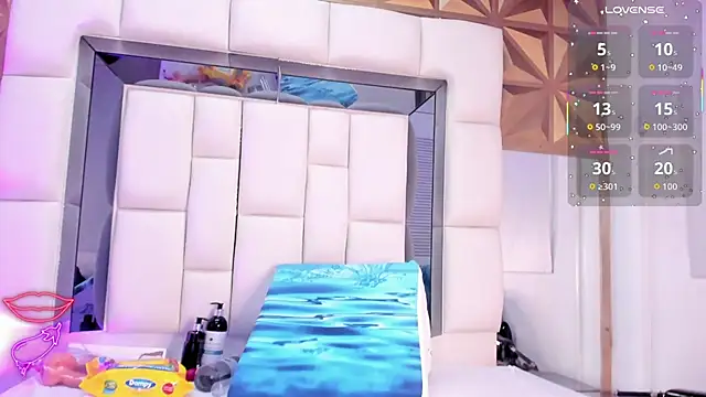 violet milleer online show from March 2026 07:30:02 PM