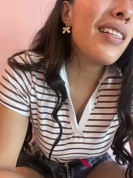Amelia Rivas online show from June 2026 06:57:02 PM