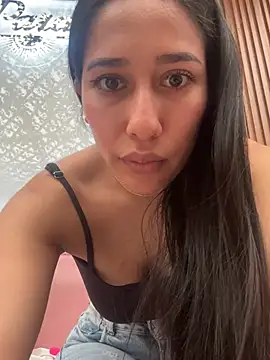Snapshot of Amelia_Rivas chatting on June 2026 07:02:02 PM Amelia Rivas online show from June 2026 07:02:02 PM