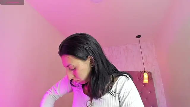 Snapshot of Iris__77 chatting on December 2025 11:52:02 AM Iris 77 online show from December 2025 11:52:02 AM