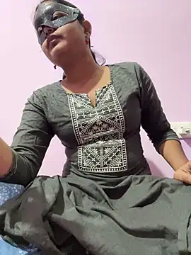 Snapshot of TeluguIshu_teen20 chatting on December 2025 09:48:01 AM TeluguIshu teen20 online show from December 2025 09:48:01 AM