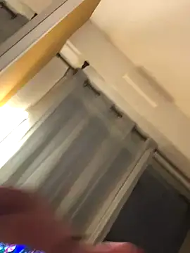 GoldenPussy1329 online show from November 2025 06:23:02 PM