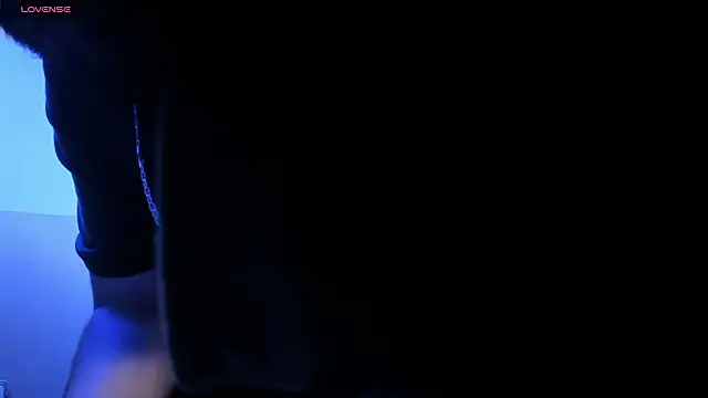 VynnyBlacke  online show from October 2025 09:39:01 PM