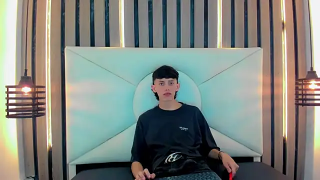 thaigo twink38 online show from April 2026 04:46:02 AM