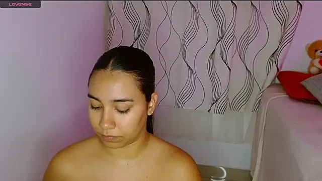 Sofi Booty07 online show from October 2025 02:34:01 AM