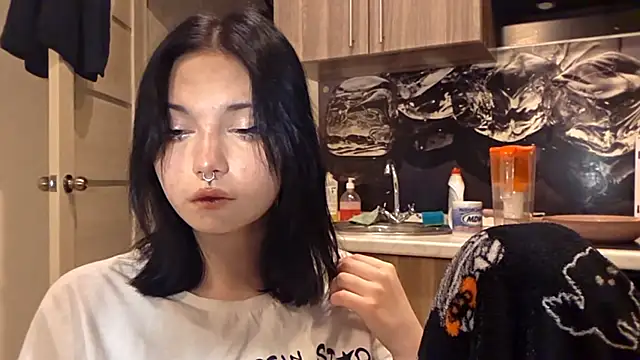 Beeping Creature online show from February 2026 04:03:02 PM