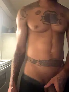 Snapshot of thefreakscomeoutatnight chatting on October 2025 09:57:02 AM thefreakscomeoutatnight online show from October 2025 09:57:02 AM