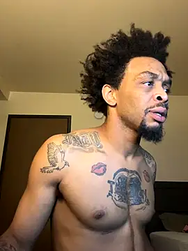 Snapshot of thefreakscomeoutatnight chatting on November 2025 10:17:01 AM thefreakscomeoutatnight online show from November 2025 10:17:01 AM