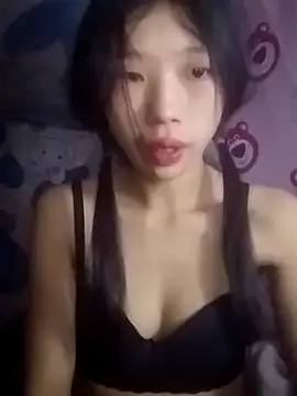 Snapshot of Khanhu_xx chatting on November 2025 12:43:01 AM Khanhu xx online show from November 2025 12:43:01 AM