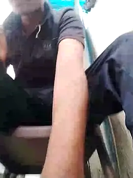 Snapshot of sexybobby13 chatting on October 2025 09:09:01 AM sexybobby13 online show from October 2025 09:09:01 AM