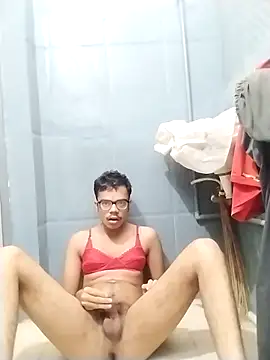 Snapshot of sexybobby13 chatting on October 2025 08:48:02 AM sexybobby13 online show from October 2025 08:48:02 AM