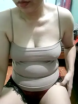 LitaQueen online show from October 2025 04:11:01 AM