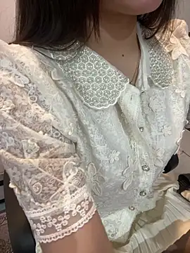 lee ly online show from April 2026 11:38:02 AM