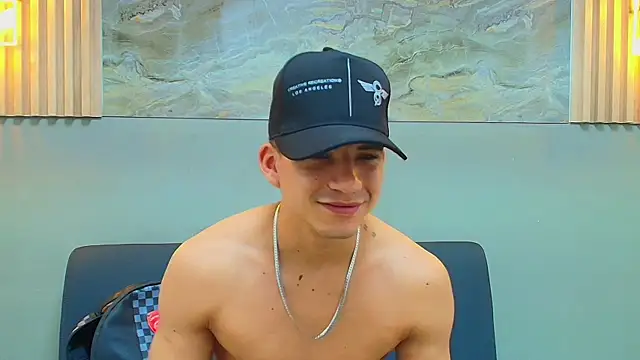 daniscot online show from September 2025 02:00:01 PM