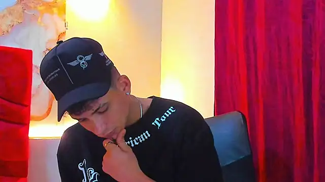 daniscot online show from October 2025 03:42:01 AM