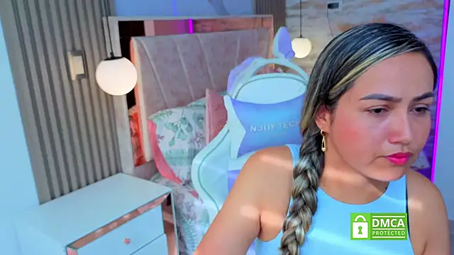 Snapshot of lila_cute1 chatting on November 2025 01:22:02 PM lila cute1 online show from November 2025 01:22:02 PM