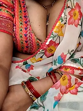 Snapshot of Hot__bhabhi_99 chatting on June 2026 03:44:02 AM Hot bhabhi 99 online show from June 2026 03:44:02 AM