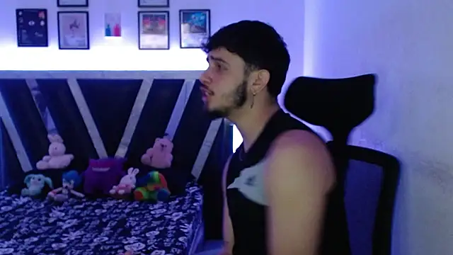 Snapshot of Sebasxxl12 chatting on October 2025 04:09:02 AM Sebasxxl12 online show from October 2025 04:09:02 AM