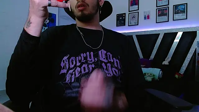 Snapshot of Sebasxxl12 chatting on January 2026 09:33:01 AM Sebasxxl12 online show from January 2026 09:33:01 AM