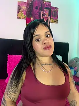 Snapshot of Sussyroxxx chatting on February 2026 05:03:02 AM Sussyroxxx online show from February 2026 05:03:02 AM