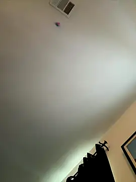 Snapshot of itsthecatchh chatting on October 2025 09:04:02 PM itsthecatchh online show from October 2025 09:04:02 PM