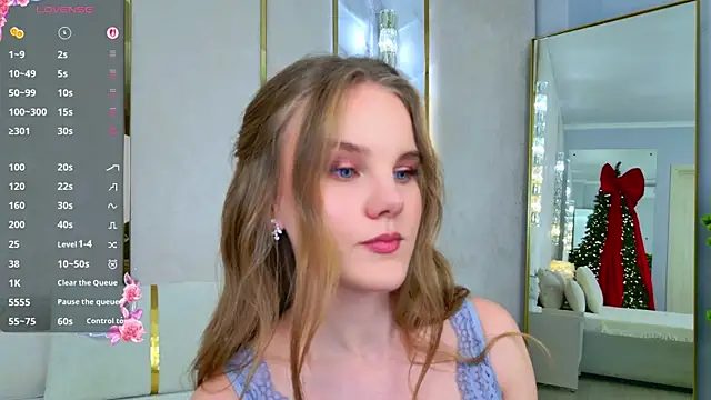 Snapshot of Lili_Lohan chatting on November 2025 05:04:02 PM Lili Lohan online show from November 2025 05:04:02 PM