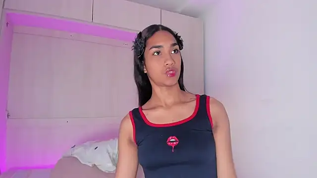 Snapshot of AnahiCollins chatting on November 2025 11:32:02 AM AnahiCollins online show from November 2025 11:32:02 AM