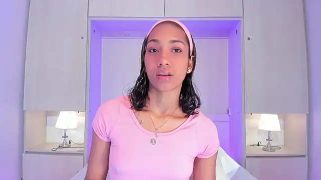 AnahiCollins online show from July 2026 11:28:01 AM